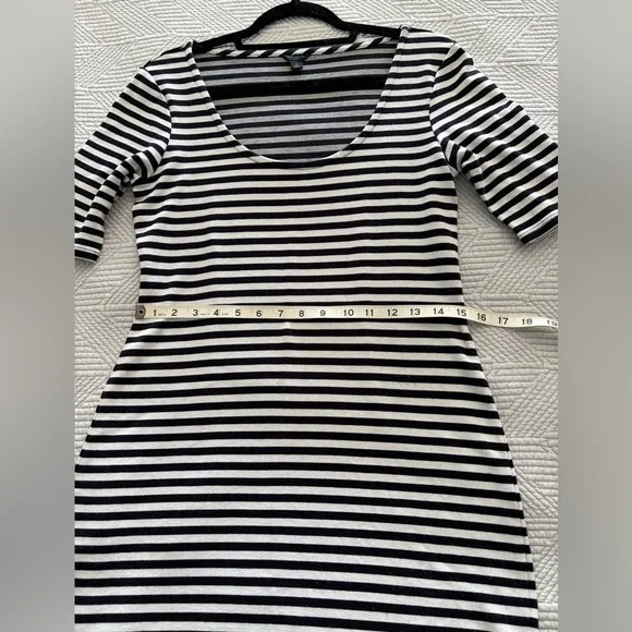 Ann Taylor Scoop Neck Knit Sheath Dress - Picture 6 of 9